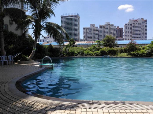 火锅店用餐区卡座设计